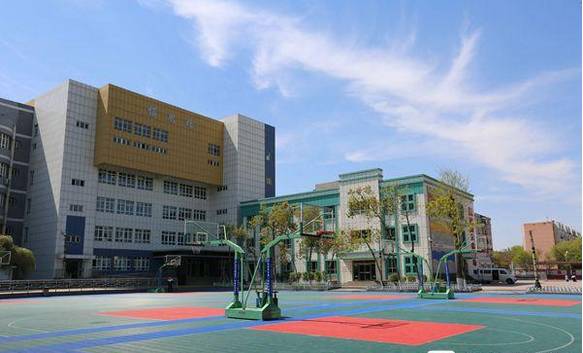 国内农产品价格下降明显，环北疆旅游专列开通，乌市校园开放日助力中考